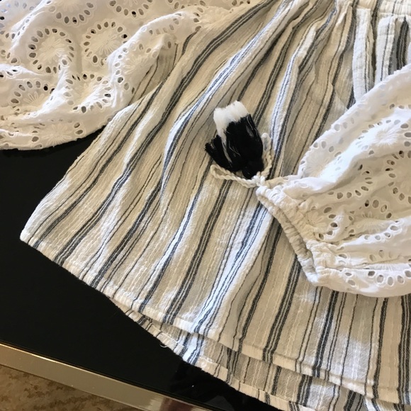 Blouse - Picture 3 of 4